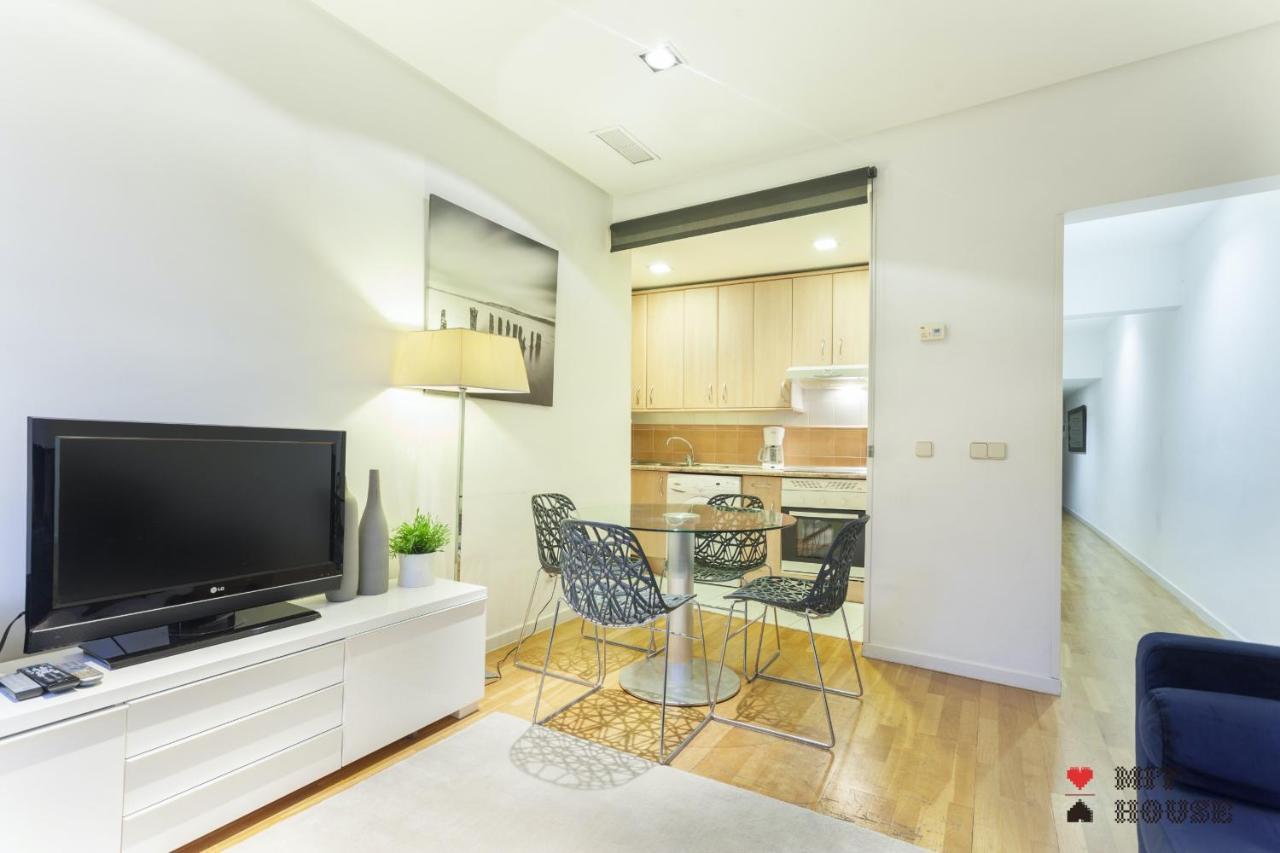 Apartmán Mit House Puerta Del Sol III En Madrid Exteriér fotografie
